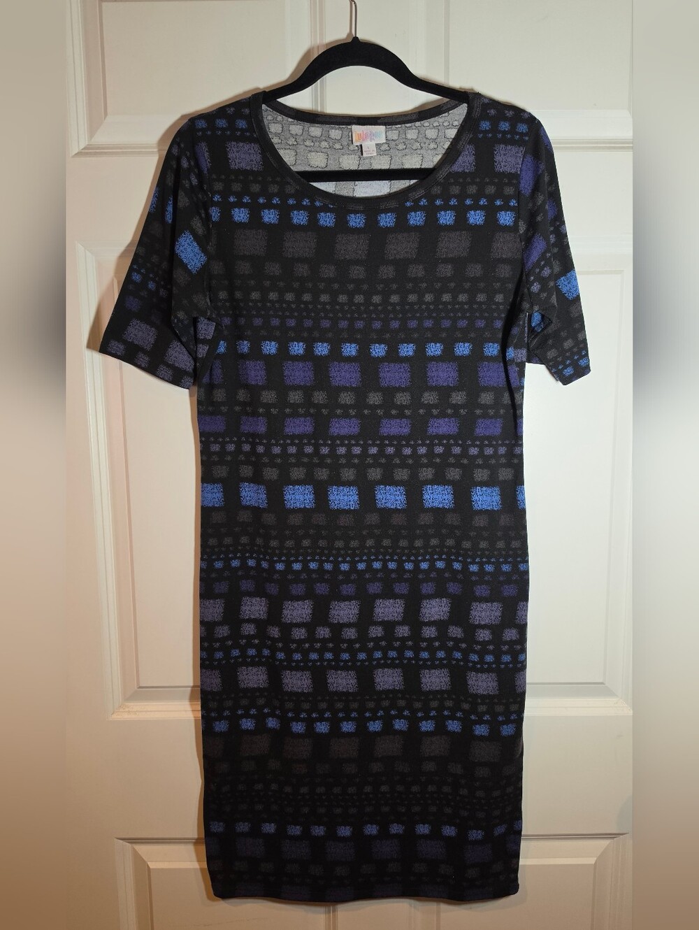 Lularoe Women’s Black and Blue Patterned Knee Length Dress L